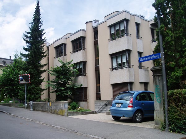 Charmante 3-Zimmer-Wohnung mit Terrasse in Bern Weissenbühl