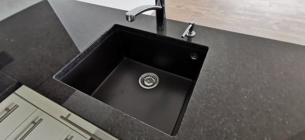 sehr attraktive und grosse, helle 3,5-Zimmerwohnung D02 5