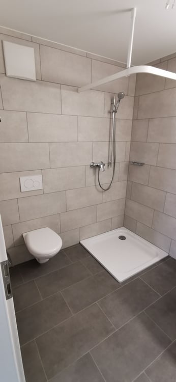 sehr attraktive und grosse, helle 3,5-Zimmerwohnung D02 11