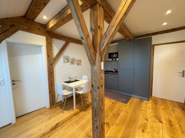 Aussergewöhnliche Dachwohnung im Zentrum von Kirchberg 2