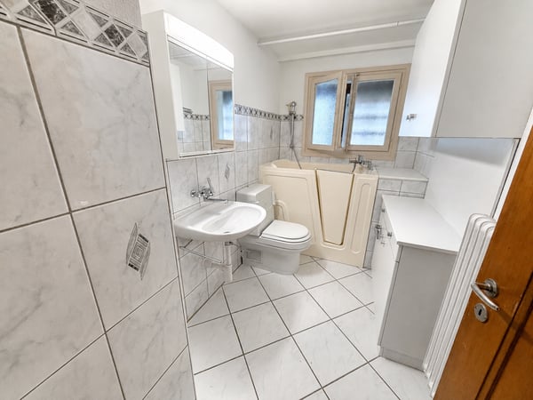 4.5-Zimmer-Dachwohnung im Zentrum von Kirchberg 4