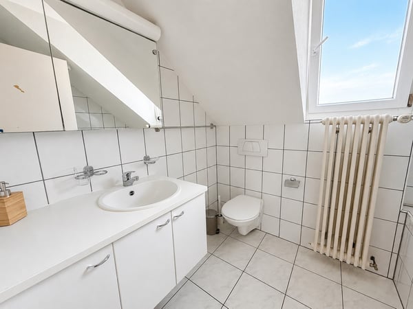 Mehrfamilienhaus mit Gewerbe 7
