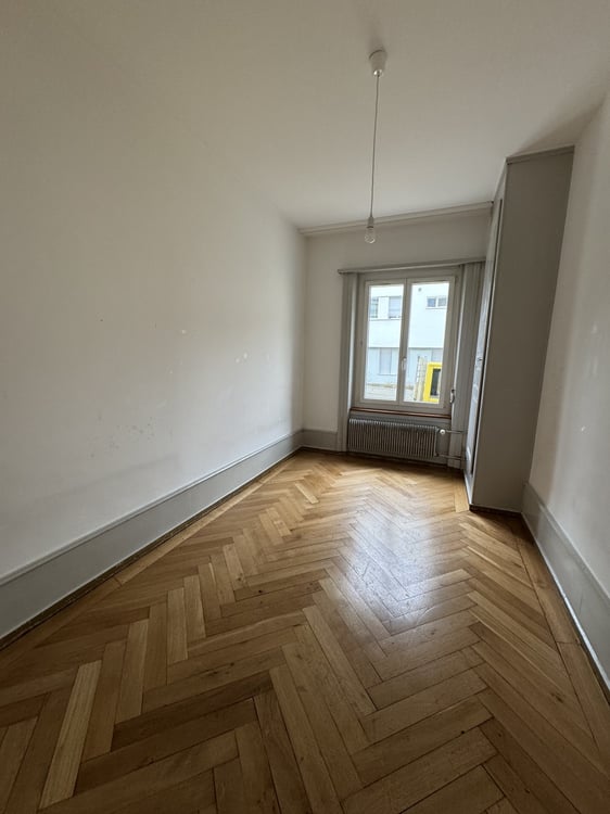 1-Zimmerwonung im Hochparterre (in der Länggasse) 8