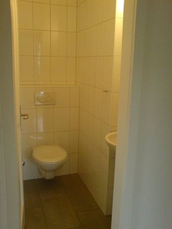 Zentrale 2-Zimmerwohnung mit grossem Balkon 12