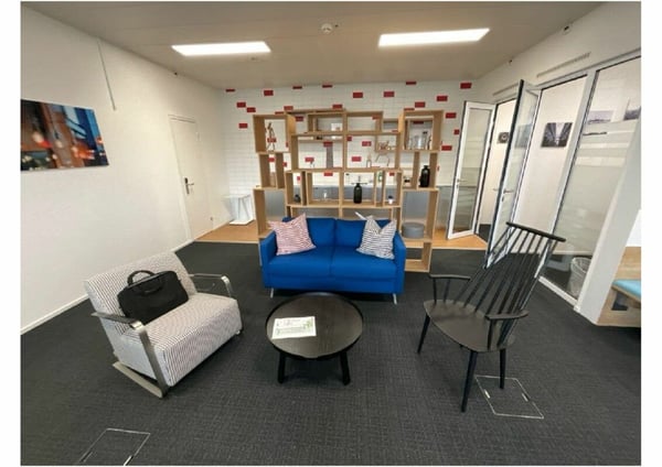 Möblierte Gewerbefläche in der FCS Arena 1