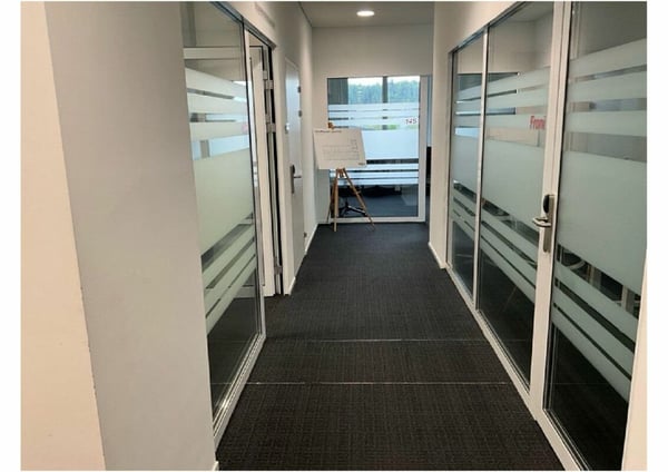 Möblierte Gewerbefläche in der FCS Arena 8