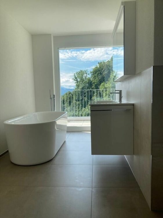 Grosszügige, helle 4.5 Zimmer-Eigentumswohnung Maisonette mit Mietverhältnis 5