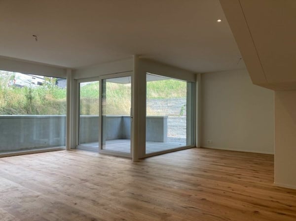 Grosszügige, helle 4.5 Zimmer-Eigentumswohnung Maisonette mit Mietverhältnis 17