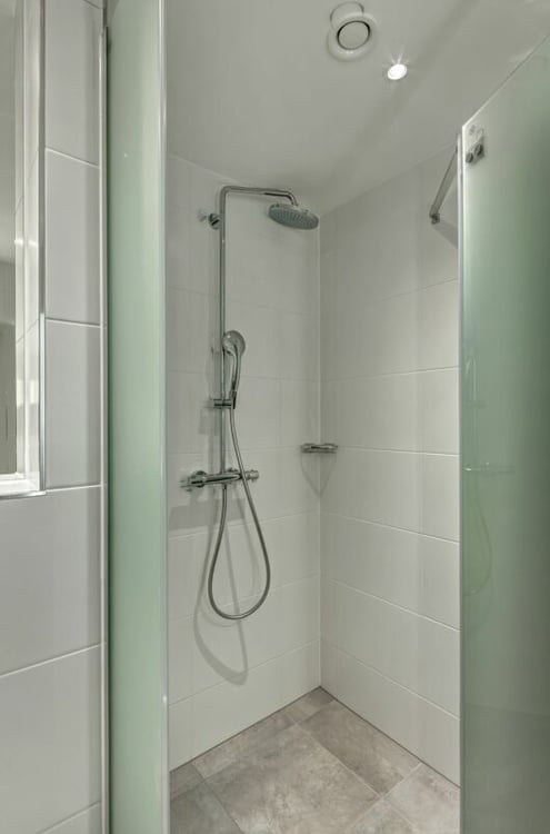 Vollmöbliertes BASIC Apartment - 6 m2 4