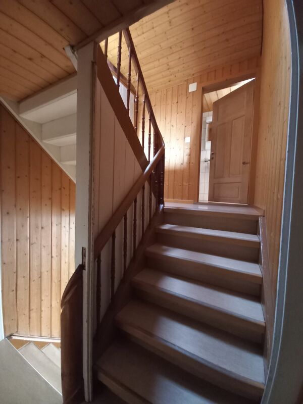 Heimliges 6.5 Zimmer - Haus inkl. Garage