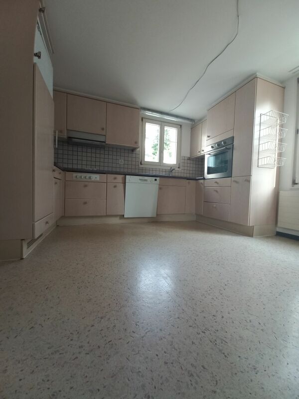 Heimliges 6.5 Zimmer - Haus inkl. Garage