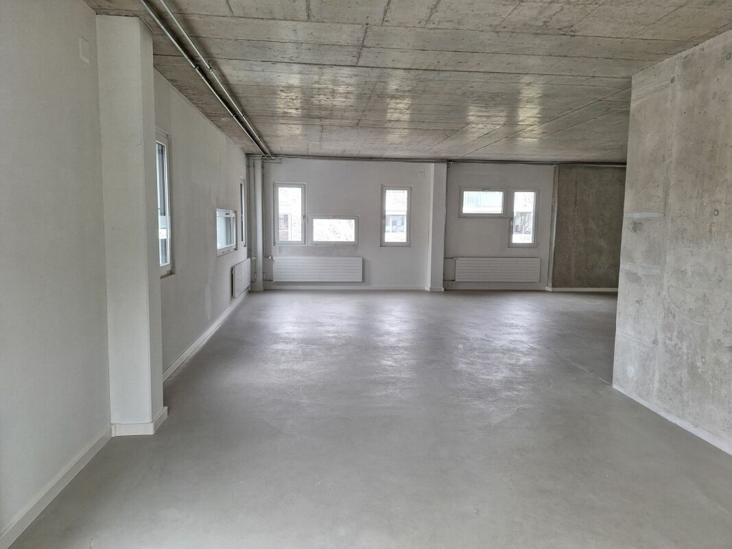 Lichtdurchflutete Gewerbefläche 126m2