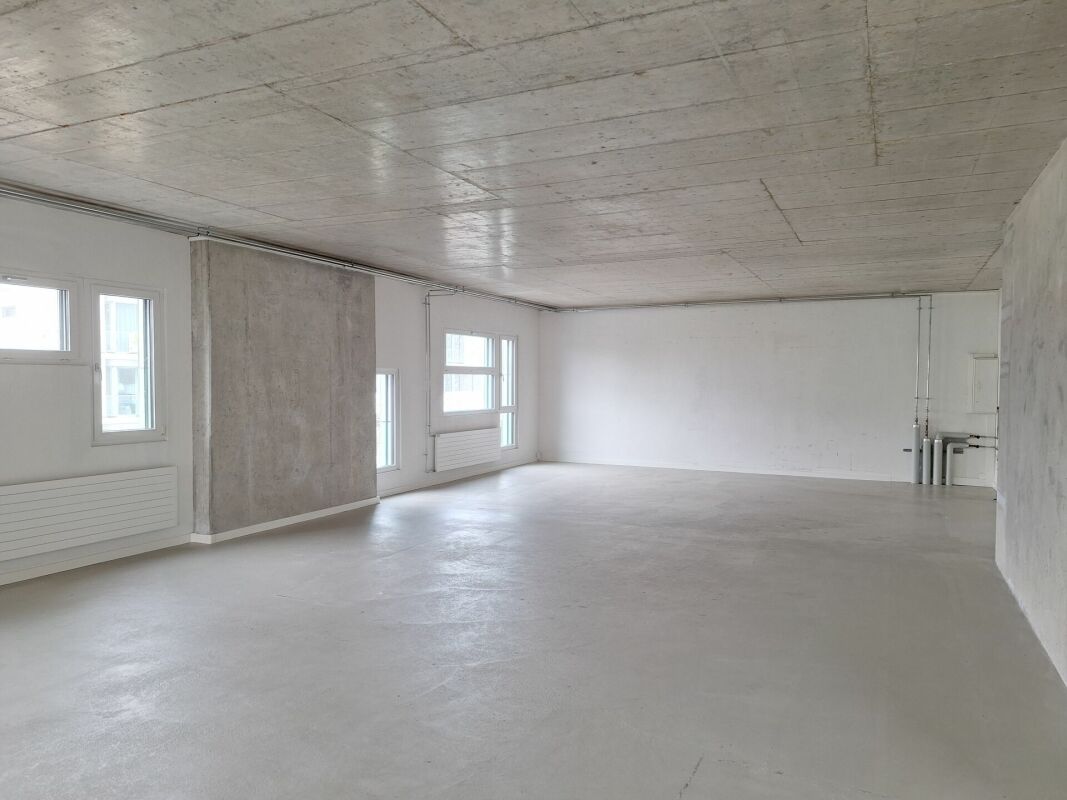 Lichtdurchflutete Gewerbefläche 126m2