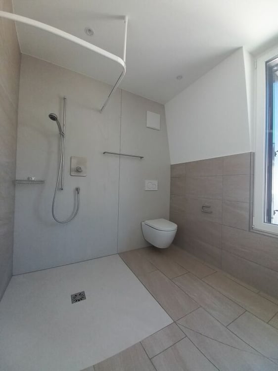 Helle 3.5 Zimmer-Wohnung 8