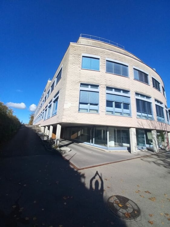 Gewerbe-/ Büroräumlichkeiten auf 2 Etagen 16