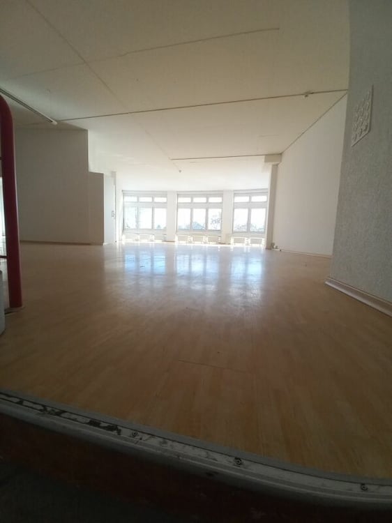 Gewerbe-/ Büroräumlichkeiten auf 2 Etagen 10