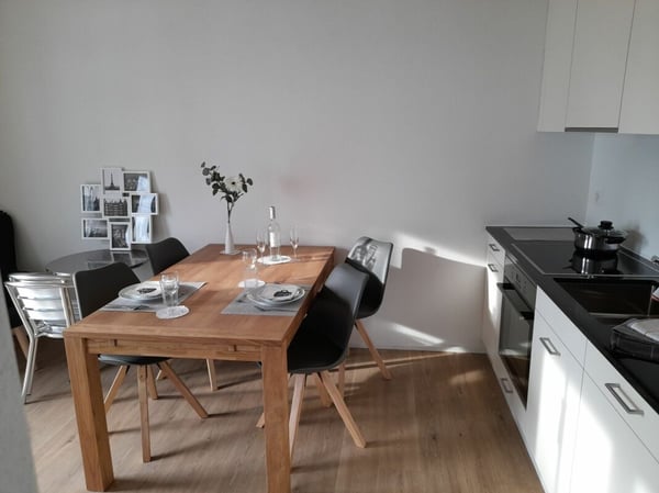 Charmantes möbliertes Appartement mit Balkon in Kleinwohnanlage 3