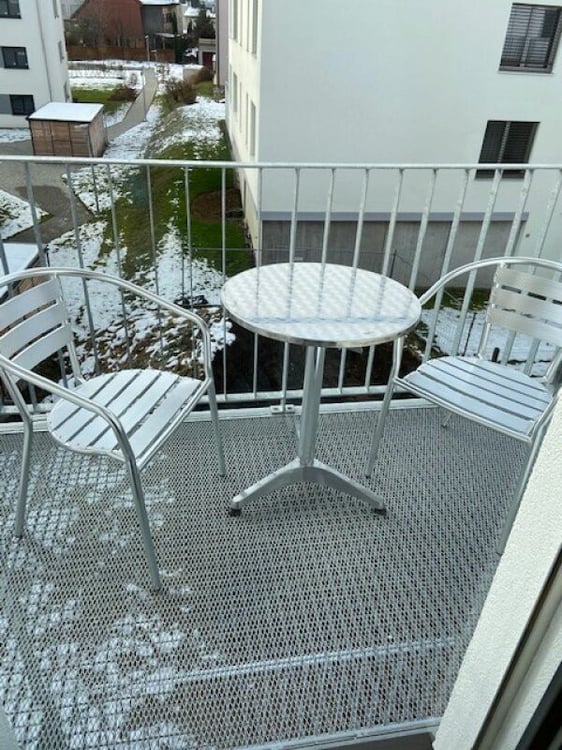 Charmantes möbliertes Appartement mit Balkon in Kleinwohnanlage 6