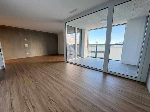 Attraktive 1.5 Attikawohnung mit Loggia