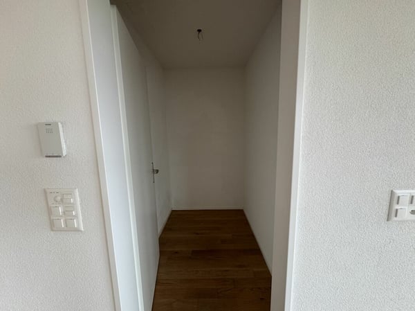 *helle und gut gelegene 3.5 Zimmerwohnung* 13