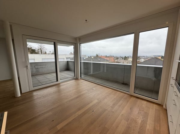 *helle und gut gelegene 3.5 Zimmerwohnung* 3
