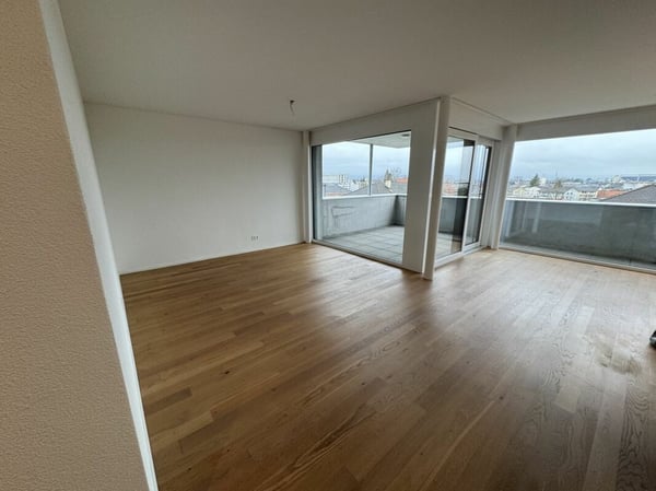 *helle und gut gelegene 3.5 Zimmerwohnung* 5
