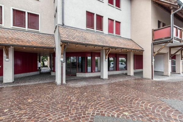 grosszügige Laden- oder Lagerfläche im Zentrum von Sirnach 1