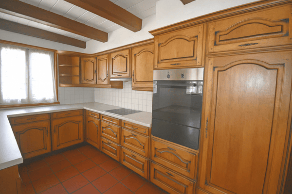 Charmante, vermietete Doppelhaushälfte an zentraler Lage in Ganterschwil 3