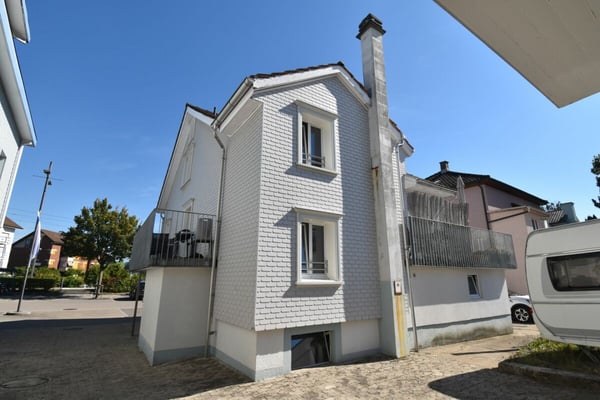 Wohn- und Geschäftshaus an zentraler Lage 2