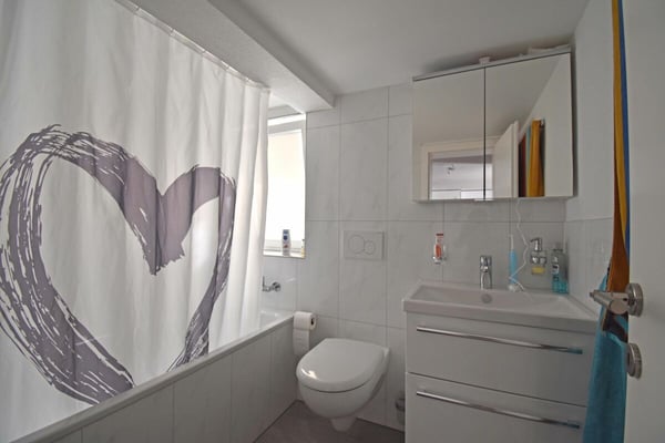 Wohn- und Geschäftshaus an zentraler Lage 6