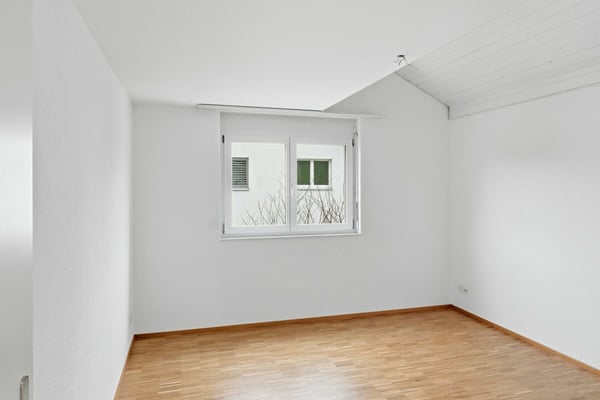 Moderne & helle 1.5-Zimmer-Maisonette-Wohnung an zentraler Lage 8