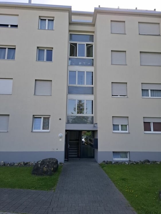 Helle und freundliche Wohnung mit Balkon 5