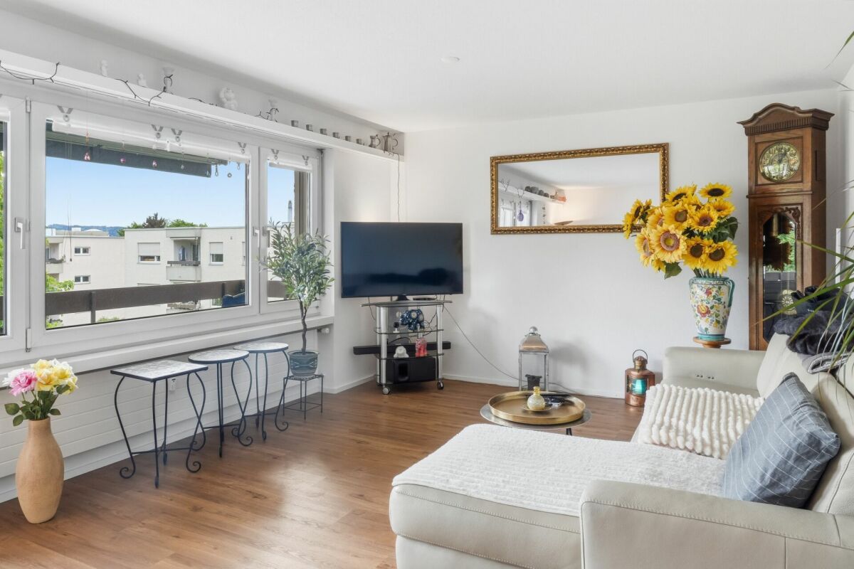 4.5-room apartment - renovated, central and yet quiet