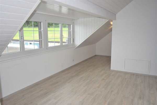 Ruhige 1.5-Zimmerwohnung an idyllischer Lage 2