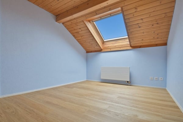schöne und grosszügige 5 1/2 Zimmer-Maisonette-Wohnung mit Cheminée 8