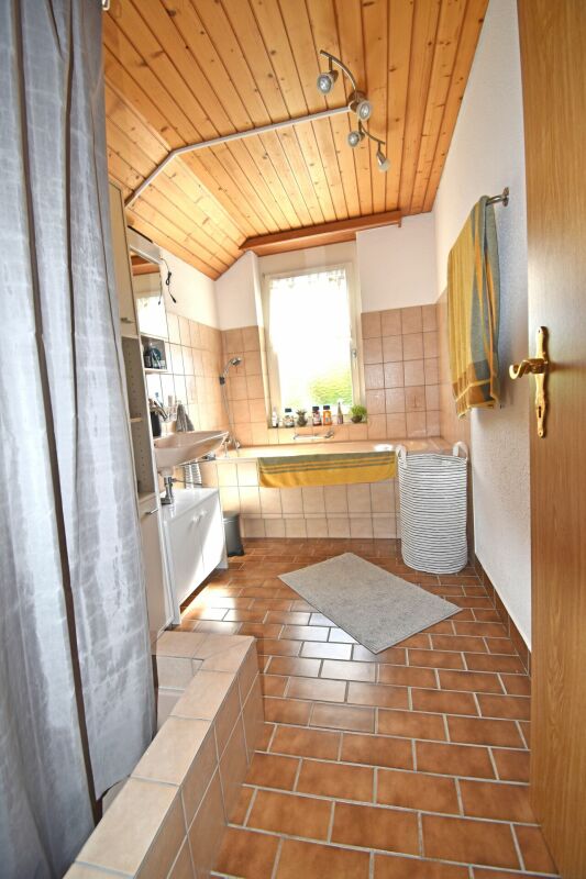 2.5-Zimmer-Dachgeschosswohnung in Schwarzenbach