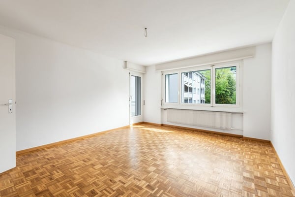 Grosszügige 5.5-Zimmer-Wohnung an ruhiger und familienfreundlicher Lage 2