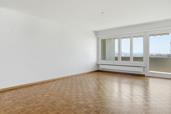 Frisch sanierte 4.5-Zimmer-Wohnung an ruhiger Lage von Bronschhofen 5