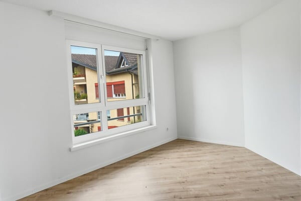 Helle 6.5-Zimmer-Maisonettewohnung mit Balkon in familienfreundlichem Quartier 6