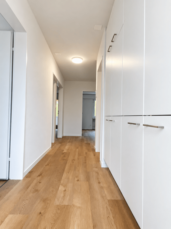 Geräumige und preiswerte 4.5 Zimmer-Wohnung 7