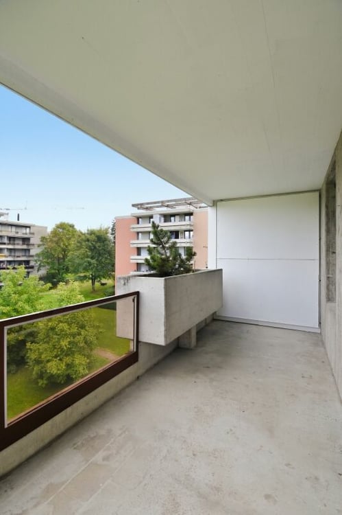 Attraktive teilsanierte 2.5-Zimmer-Wohnung mit Balkon 9