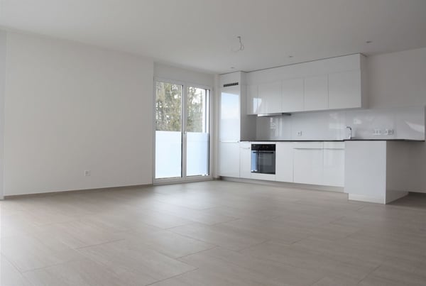 Topmoderne 4-1/2 Zimmer-Wohnung zu vermieten 2