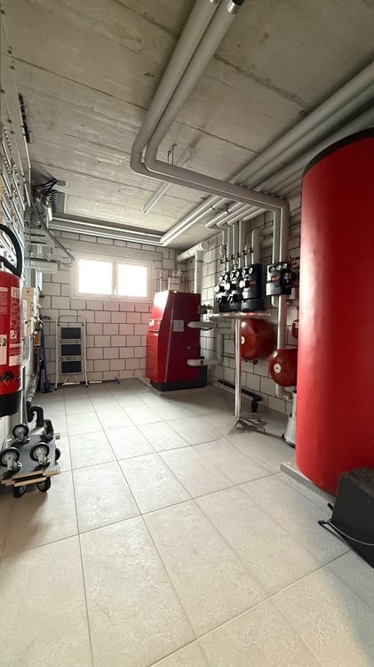 Moderne 1.5-Zimmer-Maisonette-Wohnung mit Garage in Recherswil 22