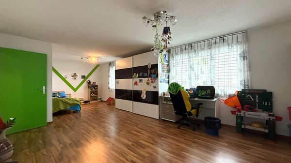Moderne 1.5-Zimmer-Maisonette-Wohnung mit Garage in Recherswil 11