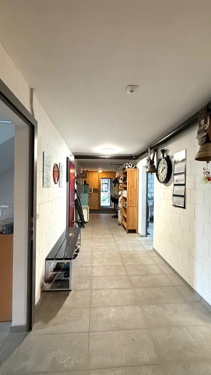 Moderne 1.5-Zimmer-Maisonette-Wohnung mit Garage in Recherswil 3