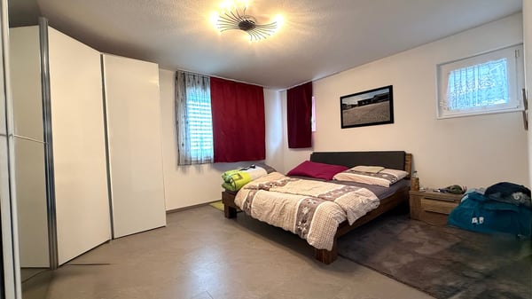 Moderne 1.5-Zimmer-Maisonette-Wohnung mit Garage in Recherswil 10