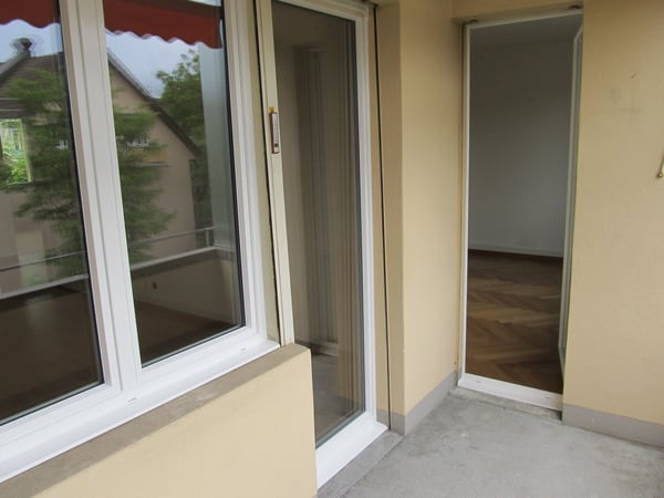 Charmante 3.5-Zimmer-Wohnung mit Balkon in Bern 9