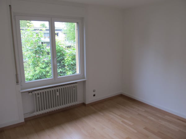Charmante 3.5-Zimmer-Wohnung mit Balkon in Bern 4