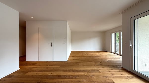 Exklusive 4.5-Zimmerwohnung im 1. Obergeschoss 3