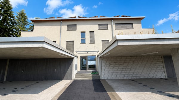 Exklusive 4.5-Zimmerwohnung im 1. Obergeschoss 10
